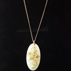 70's VTG OOAK Artist Signed Painted Daisies Pendant Necklace